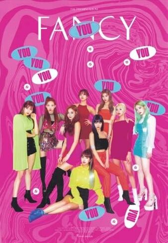 الألبوم المصغر السابع من TWICE - FANCY YOU [A ver. ]+1 ملصق مطوي+1 بطاقة صورة إضافية+1 قناع أيدول+1 مرآة يد للجيب in Kuwait
