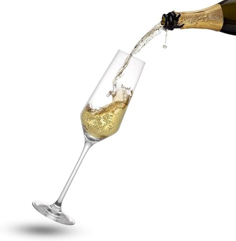 JoyJolt Champagne Flutes – Layla Collection Crystal Champagne Glasses Set of 4 – 6.7 Ounce Capacity – Ideal for Home Bar, Special Occasions – Made in Europe in Saudi Arabia