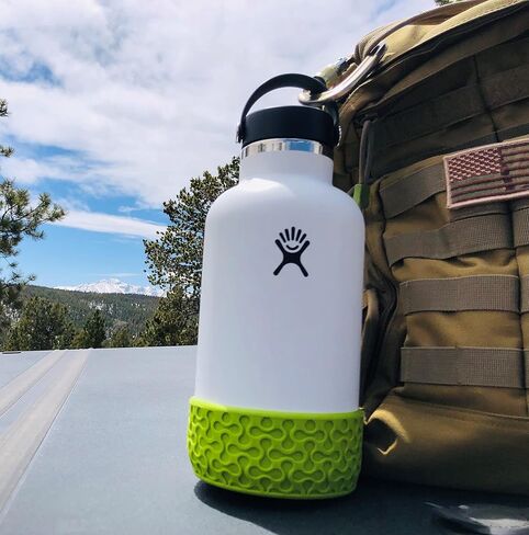 Protective Silicone Sleeve Boot Fits Hydroflask 2.0 64oz Hydro Flask Water Bottle. Anti-Slip Prevents Sounds, dings & dents. Safe for pet Bowl and Kitchen use. Camping or Hiking Trip. Designed in USA in Saudi Arabia