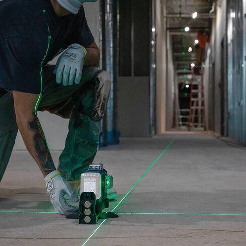 Makita SK700GDNAJ 12V max CXT® Lithium-Ion Cordless Self-Leveling 360° 3-Plane Green Laser Kit (2.0Ah), Class II, 510-530 nm, 2 mW in Saudi Arabia