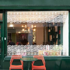 Lace Pattern Window Clings Lace Patterned Decor Retro Style Patterned Lace Decor for Clothing Shop Living Room Window Stickers