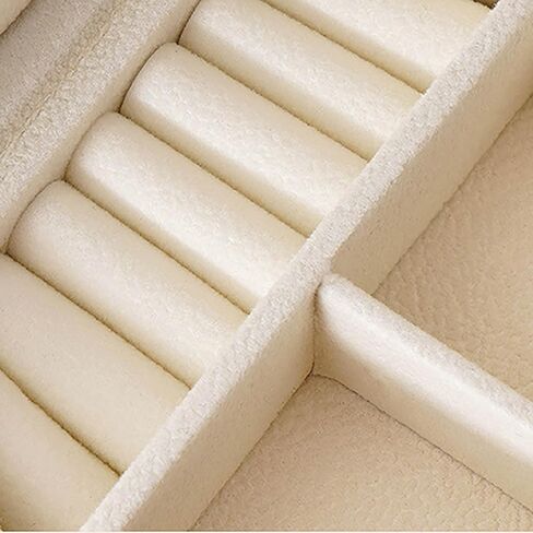 منظم حقيبة مجوهرات السفر، صندوق حامل تخزين لعرض المجوهرات قابل للطي بطبقة مزدوجة من البولي يوريثان للأقراط والقلائد والخواتم والأساور ودبابيس (وردي) in Kuwait