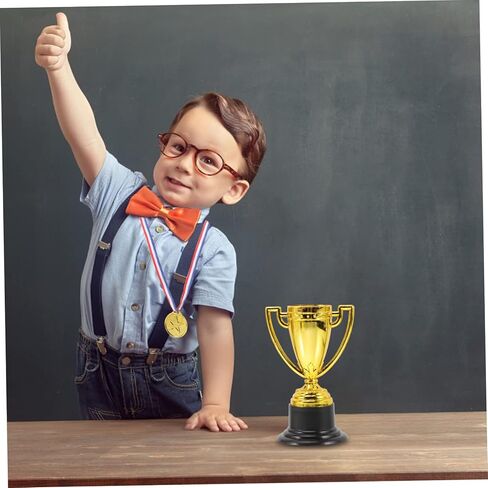 INOOMP 8 قطع من الأكواب الذهبية البلاستيكية الصغيرة جوائز وجوائز تذكارية ميداليات المركز الأول للأطفال، لعبة جوائز للأطفال، ميداليات تذكارية للحفلات للأطفال، ألعاب الأطفال السائبة، ملحقات الأطفال in Kuwait