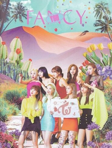 الألبوم المصغر السابع من TWICE - FANCY YOU [B ver. ]+1 ملصق مطوي+1 بطاقة صورة إضافية+1 قناع أيدول+1 مرآة يد للجيب in Kuwait