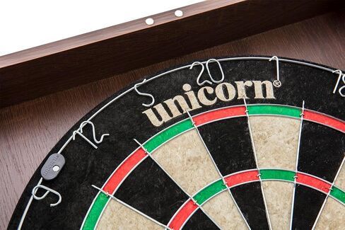 مجموعة خزانة Unicorn Oxford Dartboard - لوح ذو شعيرات بالحجم الرسمي - حلقة أرقام معدنية قابلة للتدوير - لوح سيزال ذاتي الشفاء - أسلاك مقسمة معدنية مستديرة - خزانة مصقولة سوداء مع حماية للحائط in Kuwait