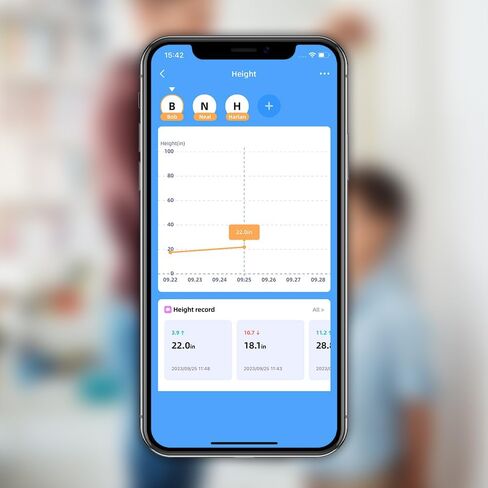 قياس الارتفاع الذكي عالي الدقة من ELLIE للأطفال - تصميم لاسلكي محمول على الحائط مع شاشة LCD مع تطبيق لتتبع الارتفاع وإدارة البيانات in Kuwait