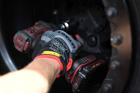 Mechanix Wear: قفازات عمل M-Pact ذات ملاءمة آمنة، وقفازات عمل مع حماية من الصدمات وامتصاص الاهتزاز، وقفازات أمان للرجال (أسود/رمادي، كبير) in Saudi Arabia