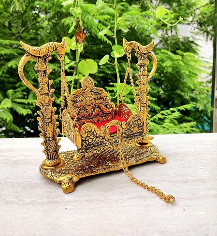 WC Jhula for Krishna Bal Gopal jhula for Laddu Gopal - أرجوحة معدنية للإله الهندوسي اللورد كريشنا لجانماشتامي بالنا للمنزل تيمبل ماندير-جانماشتامي جولا لديكور المنزل، أفضل هدية إرجاع لمنزل جديد in Kuwait