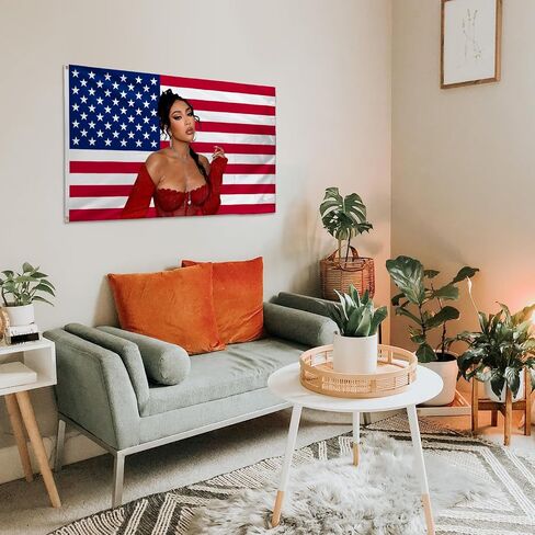 Generic American Tapestry Kali Singer Uchis نسيج 3x5 قدم مع حلقات نحاسية وألوان زاهية للأماكن الخارجية في الهواء الطلق وغرفة النوم وغرفة المعيشة وديكورات جدران الكلية، أحمر in Saudi Arabia