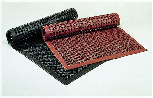 Notrax - 562S0310BL حصيرة تصريف NoTrax المطاطية 562 Sanitop المضادة للتعب، للمناطق الرطبة، عرض 3 بوصات × طول 10 بوصات × سمك 1/2 بوصة، أسود in Kuwait