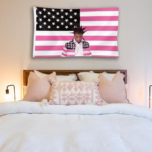 GEPAS BIVEE العلم الأمريكي نسيج العلم الوردي ليل مغني الراب عوزي العلم غطاء ألبوم الموسيقى نسيج لغرفة النوم غرفة المعيشة كلية النوم رجل الكهف ديكور المنزل in Kuwait
