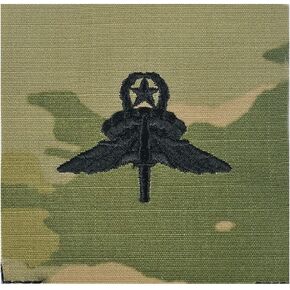 Army Embroidered Badge on OCP Sew On Halo Freefall Jumpwing Master