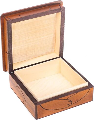 Polish Handmade Wooden Floral Box Linden Wood Keepsake Bracelet Jewelry Box in Saudi Arabia