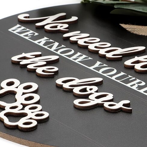 3D مضحك الباب الأمامي علامة الكلب معلقة مع إكليل عقدة القوس، لا حاجة لطرق نحن نعلم أنك هنا لوحة علامة الخشب، لطيف الكفوف الكلب الديكور المنزلي لمحبي الحيوانات الأليفة هدية المالك in Kuwait