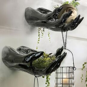 ديكورات عيد الهالوين من الكرز الشرقي - 3 أيادي وحش مخيفة ديكور جدار - ديكور قوطي Hocus Pocus داخلي وخارجي - منحوتة جدارية عتيقة مخيفة لغرفة النوم المنزلية والحفلات بالخارج من الداخل in Kuwait