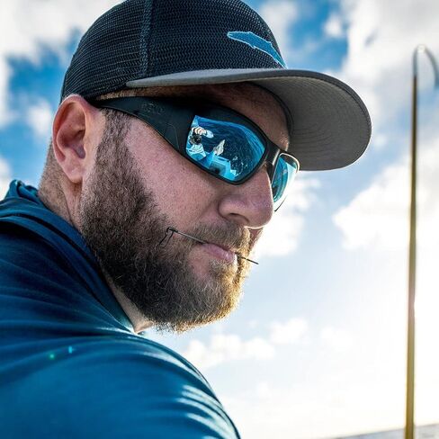 Revo Sunglasses Dune: Polarized Lens with Large Sport Wrap Side Shield Frame in Saudi Arabia