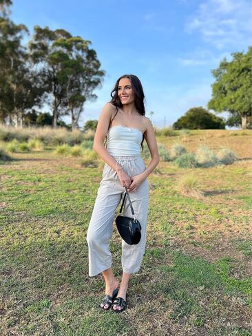 سروال باراشوت نسائي من Simplee سروال كارجو بخصر مطاطي برباط واسع الساق سروال فضفاض Y2k in Kuwait