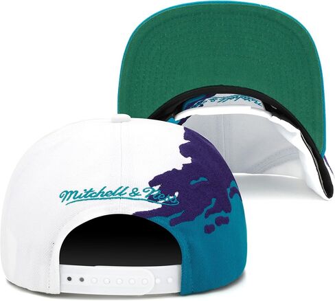 قبعة Mitchell & Ness Charlotte Hornets Paintbrush Snapback قابلة للتعديل HWC - أزرق مخضر/أرجواني/أبيض in Saudi Arabia