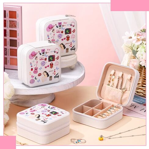 8 قطع من Kajaia صندوق مجوهرات محمول للمغنيين من البولي يوريثان، حافظة مجوهرات للسفر، صناديق هدايا صغيرة لمحبي الموسيقى، منظم السفر للمجوهرات للنساء والفتيات المراهقات والأصدقاء، هدايا عيد الميلاد، أبيض in Kuwait