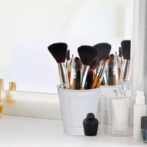 صناديق قمامة صغيرة معدنية من Alipis، صناديق قمامة سطح المكتب، فرشاة مكياج، صندوق تخزين أقلام رصاص، سلة مهملات صغيرة مع غطاء للمكتب المنزلي (فضي + أبيض) in Kuwait