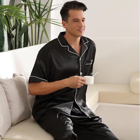 طقم بيجامة من الحرير والساتان بأكمام قصيرة وسروال ملابس نوم بأزرار سفلية للرجال Pj قطعتين in Kuwait