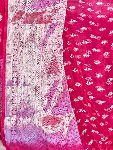 سيريل ساري اورجانزا مطبوع بحواف جاكار مع بلوزة غير مخيطة للنساء (3189S277_بينك داكن) in Kuwait