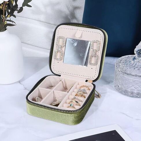 Travel Jewelry Box, Small Jewelry Case Organizer Portable Jewelry Box for Girls, Women with Mirror to Store Ring, Pendant, Earring, Necklace and Bracelet (Black) in Saudi Arabia