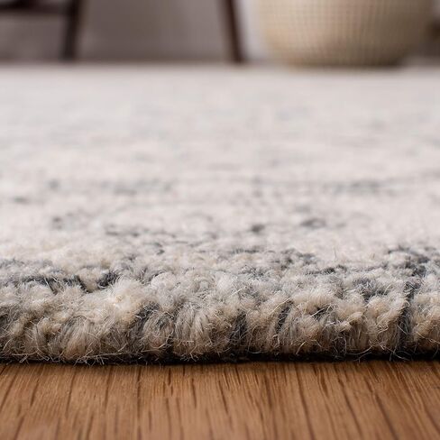 سجادة SAFAVIEH Micro-Loop Collection Runner - 2'3" x 7'، فحمي وعاجي، صوف مصنوع يدويًا، مثالي للمناطق ذات حركة المرور العالية في غرفة المعيشة وغرفة النوم (MLP524H) in Saudi Arabia