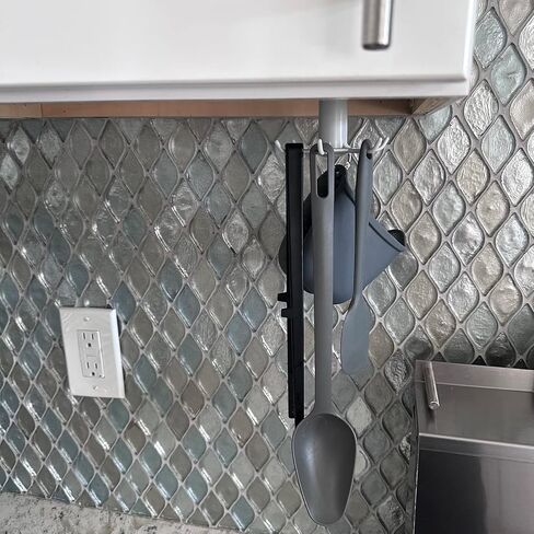 منظم خطاف تخزين دوار - تحت الخزانة أو الرف 6 خطافات لاصقة في واحد لتعليق أدوات المطبخ وحامل أدوات المجوهرات ومفاتيح الخزانة وأقنعة المنزل والمكتب وغرفة حمام الأطفال [قطعة واحدة باللون الرمادي] in Kuwait