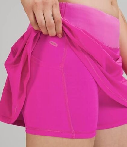 تنورة Lululemon Athletica Pace Rival MR (وردي فاتح، طويل، مقاس 4) in Kuwait