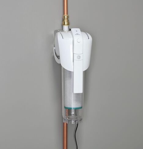 GE Whole House Water Filtration System (GXWH70M), Smart Connected with Leak Detection & Remote Water Shutoff, Reduces Sediment, Rust & More, Install Kit Included, Filter Not Included in Saudi Arabia