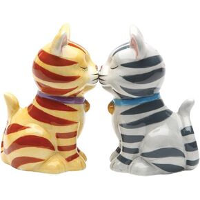 Magnetic Kissing Kittens Salt and Pepper Shakers