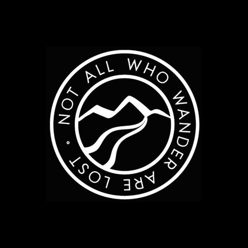 ملصق فينيل مطبوع عليه Not All Who Wander are Lost Circle|الكمبيوتر المحمول لجدران السيارات والشاحنات والشاحنات| أبيض | 5.0 × 5.0 بوصة | DUC2163 in Kuwait