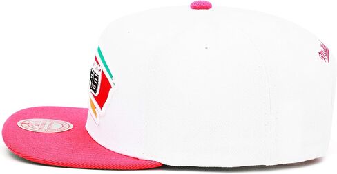 قبعة Mitchell & Ness San Antonio Spurs Snapback - أبيض/وردي/شعار الإرتداد - قبعة كرة السلة in Saudi Arabia