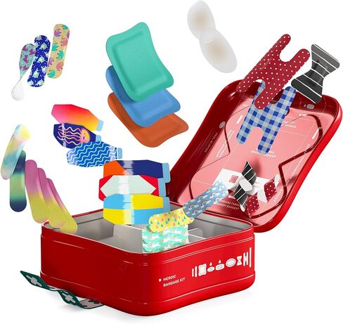 ضمادات ويلي | المجموعة البطولية - شارات الشجاعة | نسيج مرن لاصق، مقاوم للماء، وغروانية مائية | أشكال وأنماط متنوعة للجروح البسيطة والخدوش والجروح | صندوق الإسعافات الأولية - 150 قطعة in Kuwait