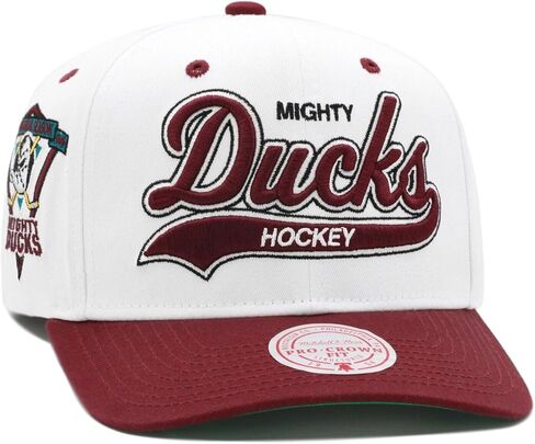 قبعة Mitchell & Ness Anaheim Mighty Ducks NHL Tail Sweep Pro Crown المنحنية العتيقة - أبيض in Saudi Arabia