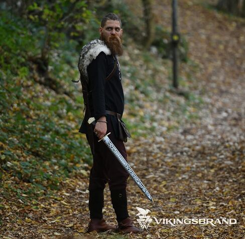 سيف فايكينج براند مع غمد من الجلد الطبيعي - مصنوع يدويًا من الفولاذ 5160 - سيف أصلي من العصور الوسطى in Kuwait