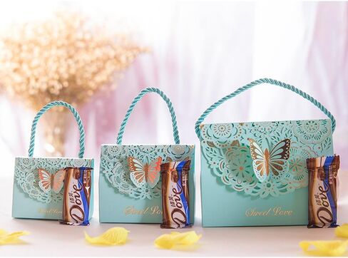 Wedding Favor Boxes Flower Laser Cut Party Favors Bags Baby Shower Candy Gift Box Set Butterfly Event Decoration Wholesale 20pcs Purple in Saudi Arabia