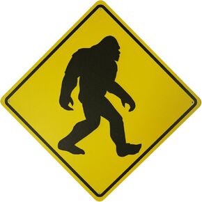 Retro Funny Metal Sign Xing Tin Sign, Bigfoot Crossing 12 x 12 Inch, Home Decoration Wall Sign Suitable for Indoor and Outdoor Yard Sign