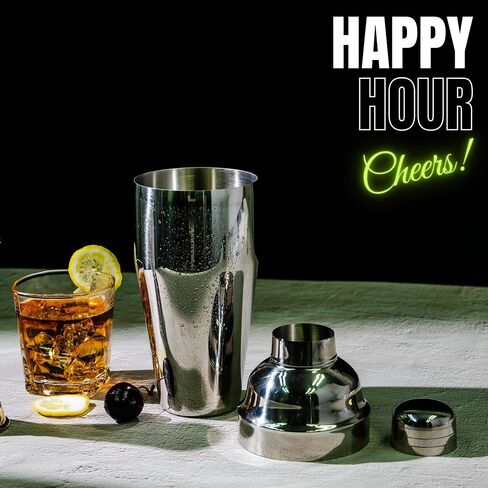 24oz Cocktail Shaker, 304 Stainless Steel Martini Shaker with Cocktail Strainer, Drink Mixer for Margarita Bartender Alcohol Gifts, Bartender Accessories in Saudi Arabia