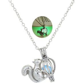 FUTIMELY Squirrel Luminous Necklace Funny Fluorescence Squirrel Pine Cone Pendant Necklace Cute Animal Jewelry Gift for Women Teen Girls