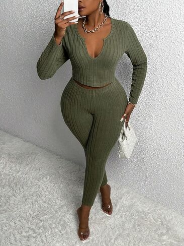 مجموعة ملابس MakeMeChic النسائية ذات الحجم الكبير والمتماسكة والمضلعة المكونة من قطعتين وأكمام طويلة in Kuwait