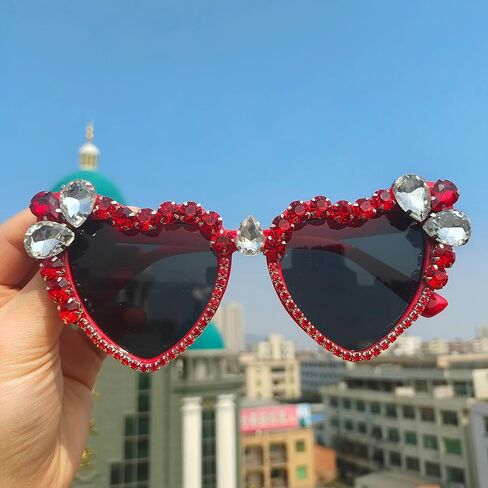 نظارات شمسية من حجر الراين على شكل قلب للنساء، نظارات شمسية للحفلات مرصعة بالألماس بظلال كريستالية in Saudi Arabia
