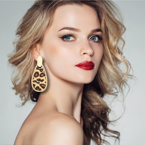أقراط متدلية بطباعة الفهد للنساء أقراط متدلية من الجلد بطبعة الفهد in Kuwait