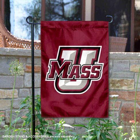 شركة College Flags & Banners Co. ماساتشوستس Minutemen UMASS Garden Flag in Saudi Arabia
