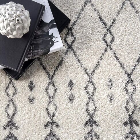 nuLOOM Mila Moroccan Diamond Area Rug, 5x8, Off-white in Saudi Arabia