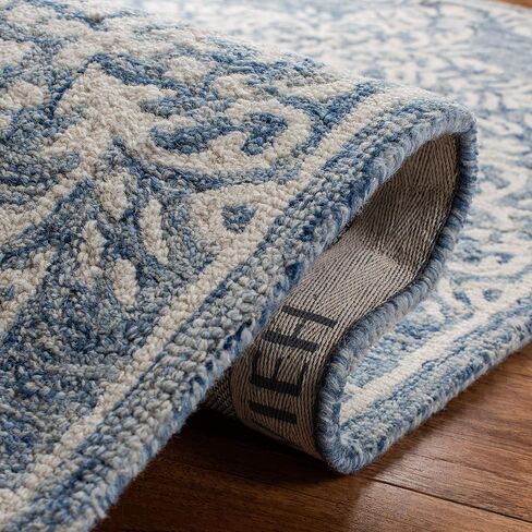 SAFAVIEH Micro-Loop Collection Runner Rug - 2'3" x 7', Silver & Ivory, Handmade Trellis Wool, Ideal for High Traffic Areas in Living Room, Bedroom (MLP515G) in Saudi Arabia