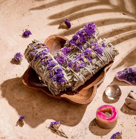 صندوق الحب كارما آند لاك، أعواد التلطيخ، كريستالات، صندوق هدايا، نعمة روحية للأحباء (جوهر روحي) in Kuwait