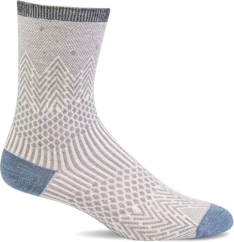 Sockwell Women's Mountain Jacquard Crew Sock in Saudi Arabia