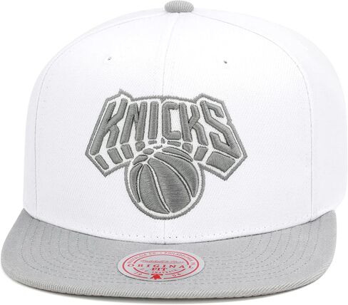 قبعة Mitchell & Ness Knicks Snapback قابلة للتعديل - Retro 4 Cool Gray in Saudi Arabia